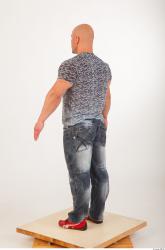 Whole body modeling reference blue jeans gray tshirt